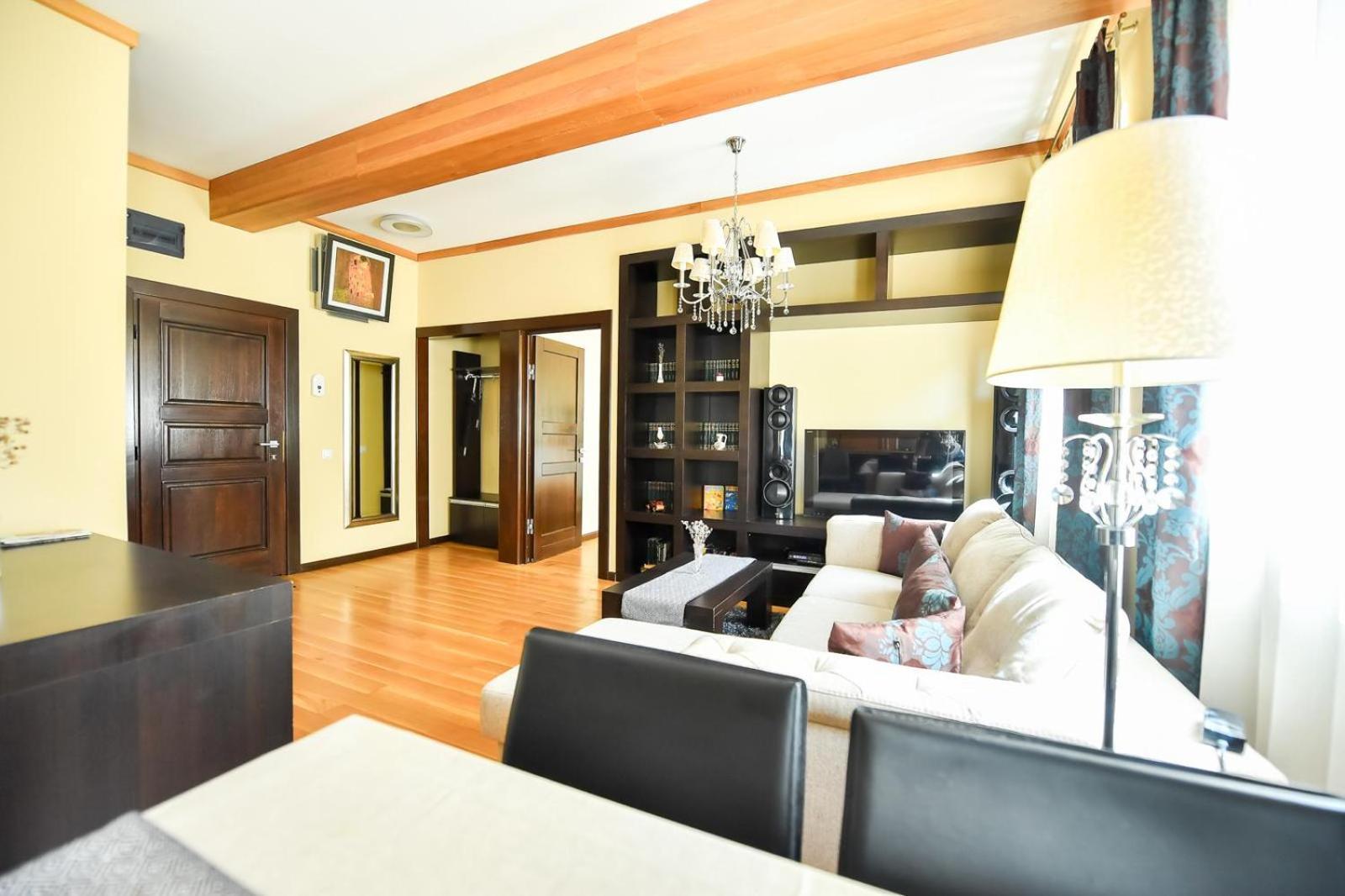 Luxury Apartment Braşov Exterior foto